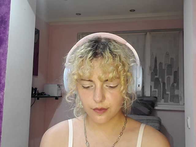 purrflicker live cam on BongaCams