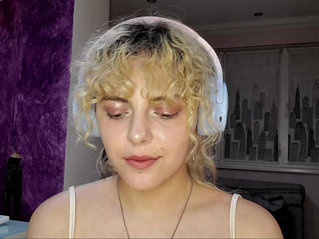 purrflicker live cam on BongaCams