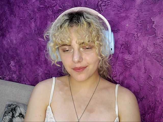 purrflicker live cam on BongaCams