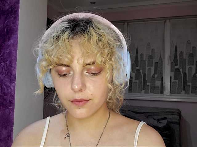 purrflicker live cam on BongaCams