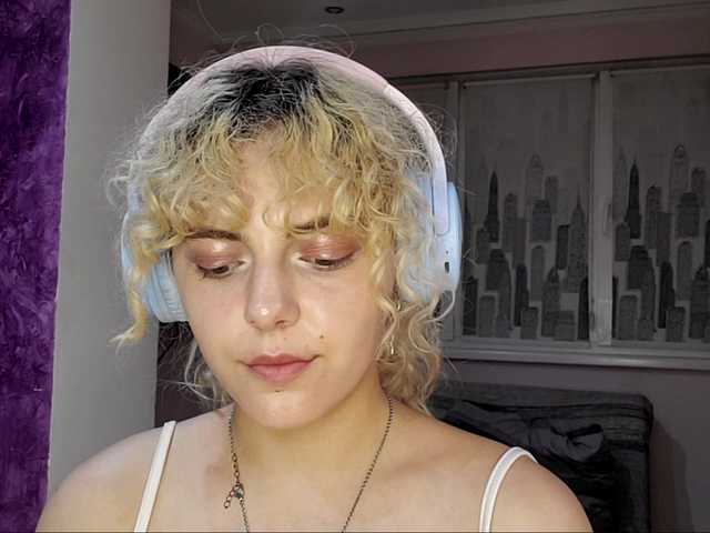 purrflicker live cam on BongaCams