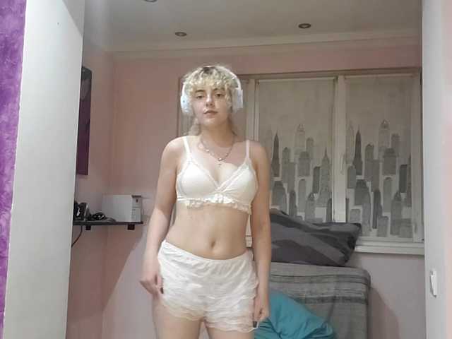 purrflicker live cam on BongaCams
