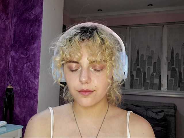 purrflicker live cam on BongaCams