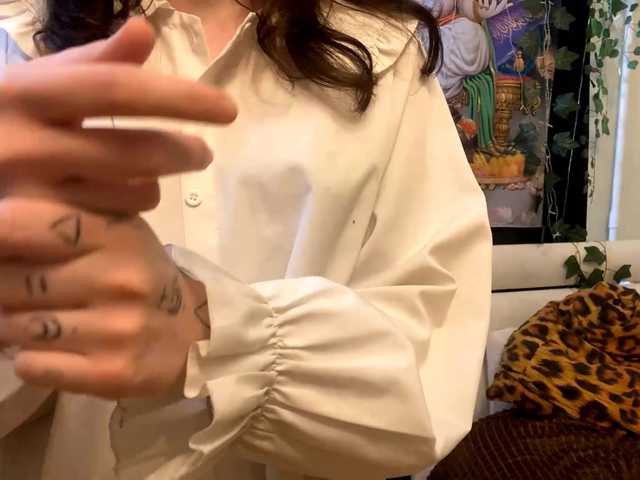 SuzetteDihel live cam on BongaCams