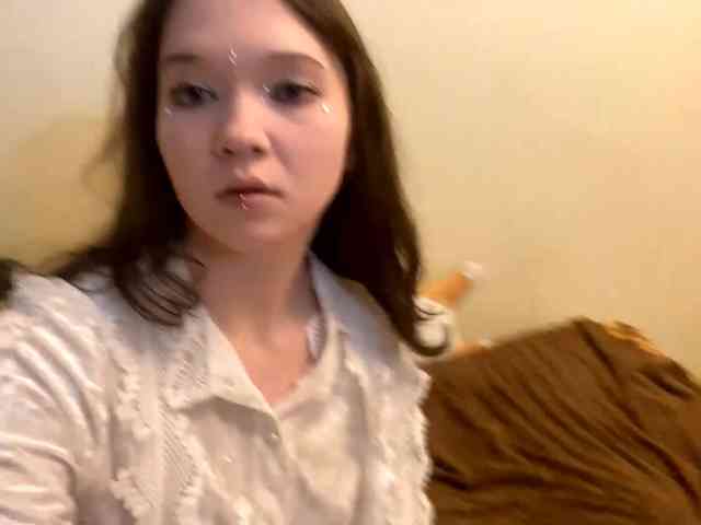 SuzetteDihel webcam