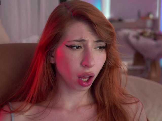 IzabellaSweet live webcam show