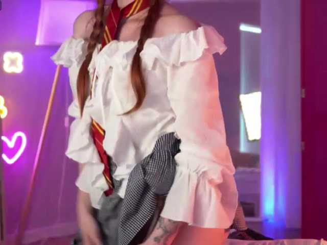 IzabellaSweet live cam on BongaCams
