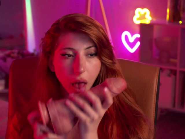 IzabellaSweet live cam on BongaCams