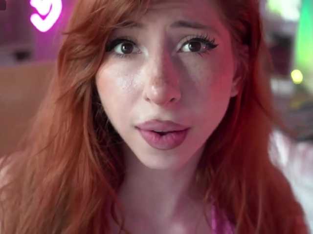 IzabellaSweet live cam on BongaCams