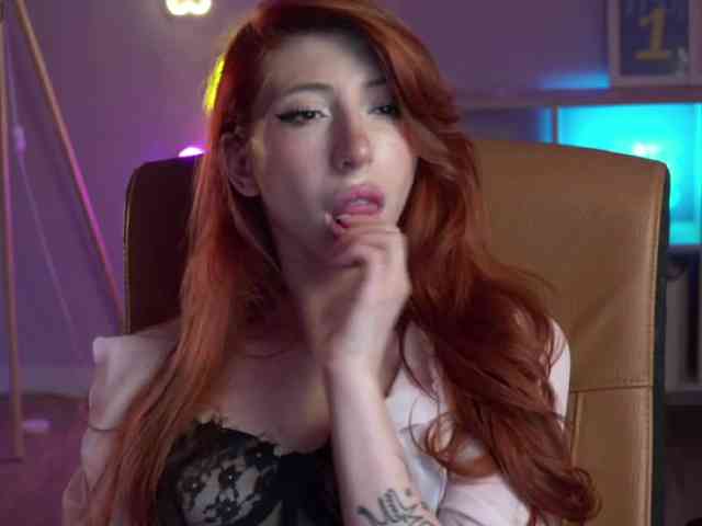 IzabellaSweet webcam