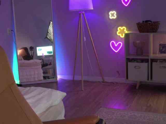 IzabellaSweet webcam