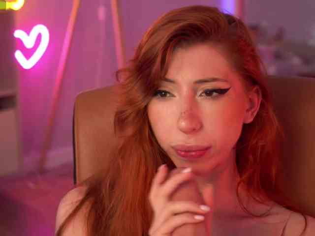 IzabellaSweet webcam