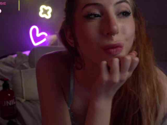IzabellaSweet webcam