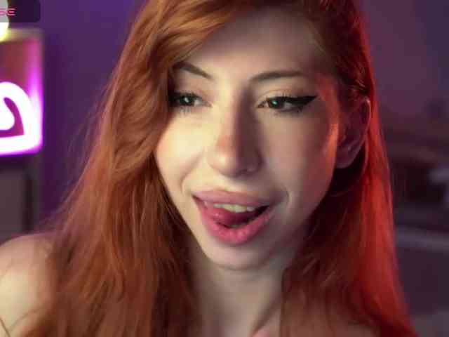IzabellaSweet webcam