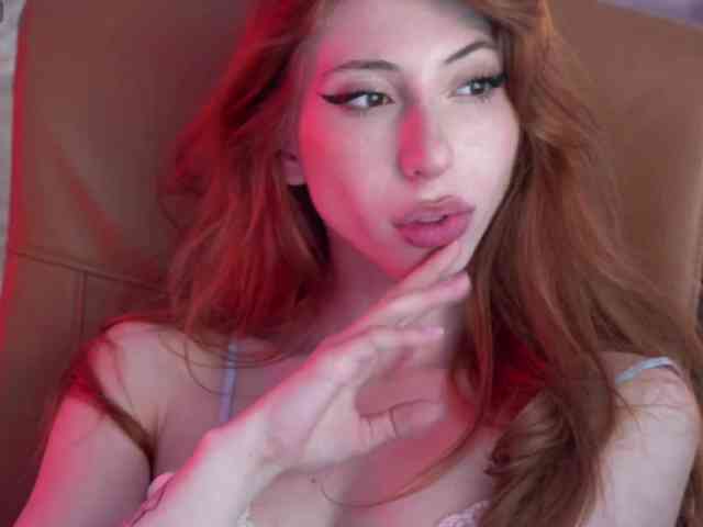 IzabellaSweet webcam
