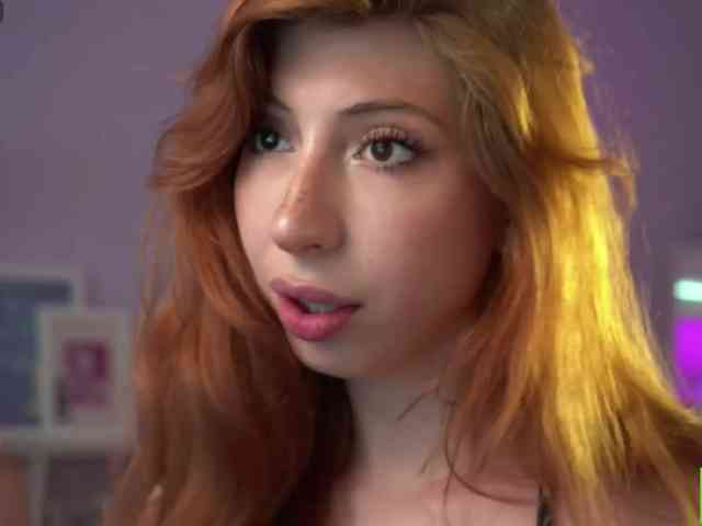 IzabellaSweet webcam