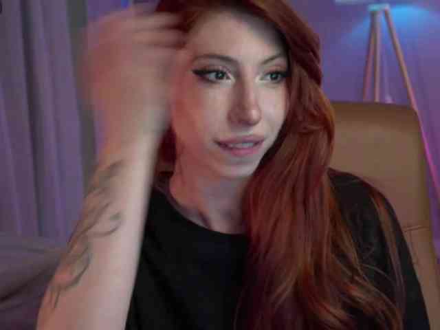 IzabellaSweet webcam