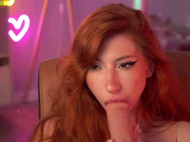 IzabellaSweet webcam