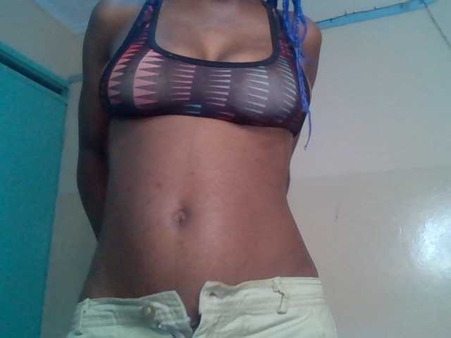 Asanty live cam on BongaCams