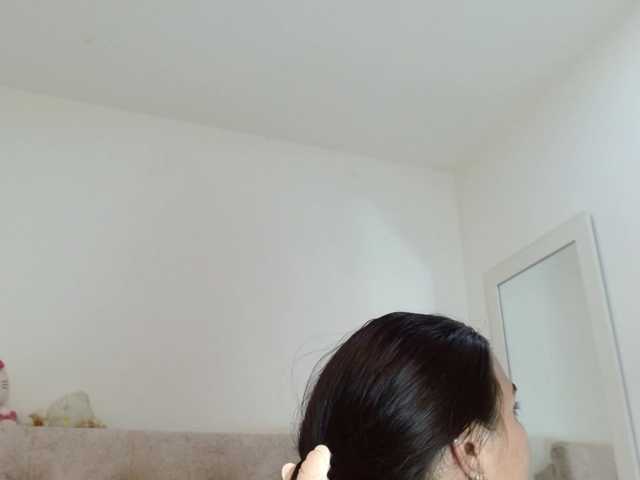 sashacreamy live cam on BongaCams