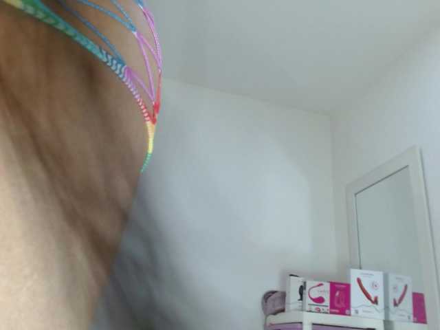 sashacreamy live cam on BongaCams