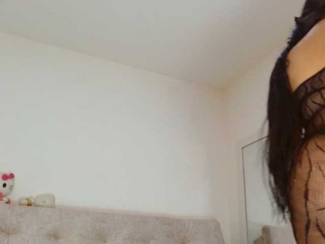 sashacreamy live cam on BongaCams