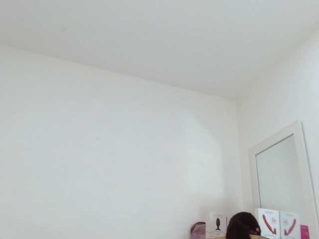 sashacreamy live cam on BongaCams