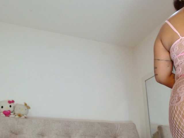 sashacreamy live cam on BongaCams