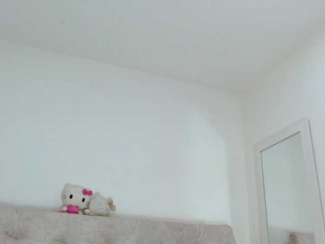 sashacreamy live cam on BongaCams
