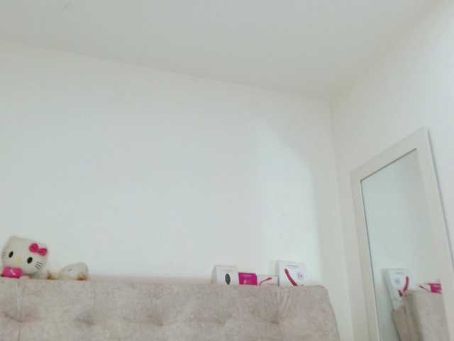 sashacreamy live cam on BongaCams