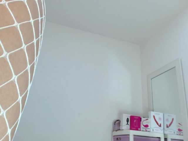 sashacreamy live cam on BongaCams