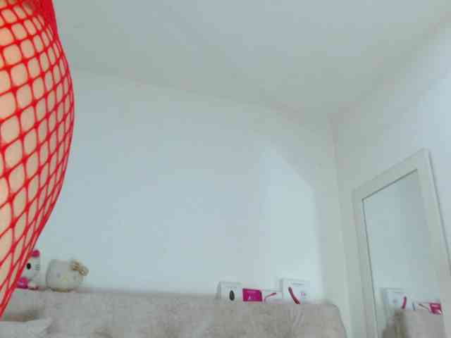 sashacreamy webcam