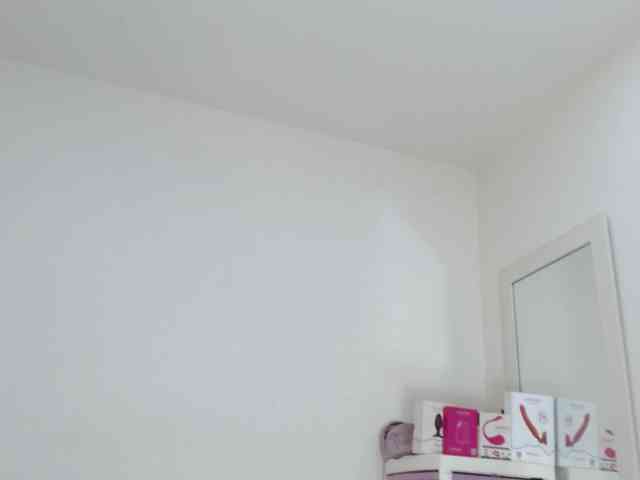 sashacreamy webcam