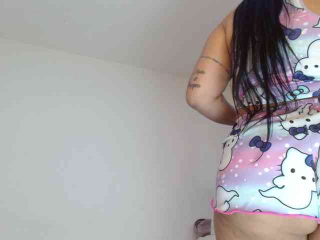 sashacreamy webcam