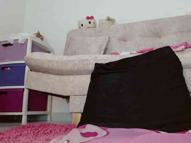 sashacreamy webcam