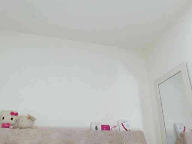 sashacreamy webcam