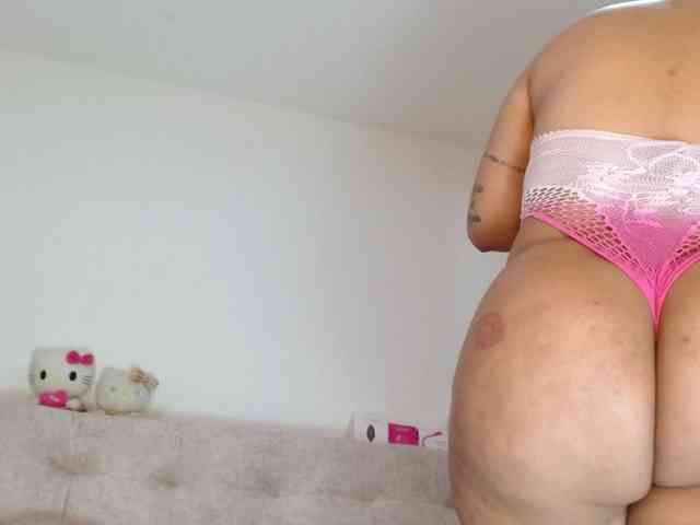 sashacreamy webcam
