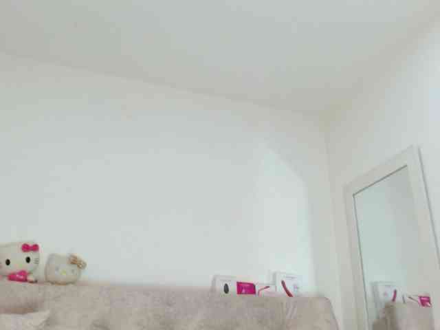 sashacreamy webcam