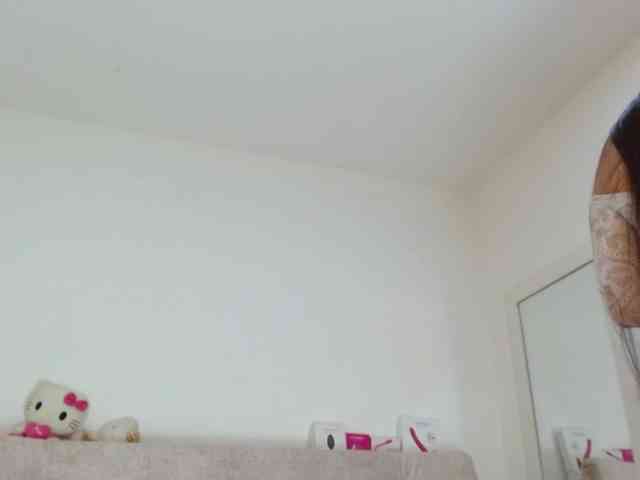 sashacreamy webcam