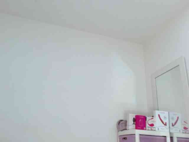 sashacreamy webcam