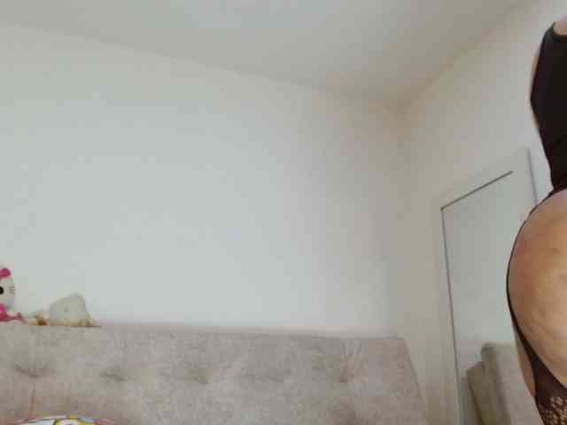 sashacreamy webcam
