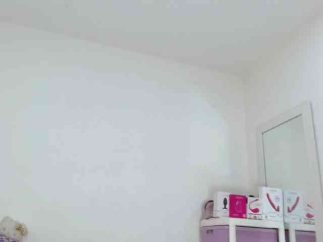 sashacreamy webcam