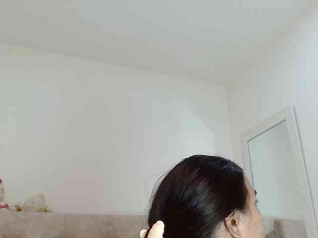 sashacreamy webcam