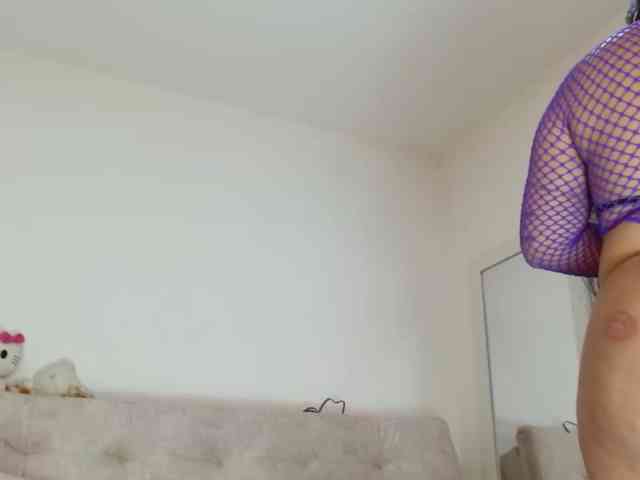 sashacreamy webcam