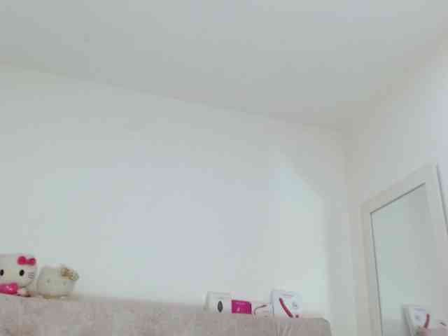 sashacreamy webcam