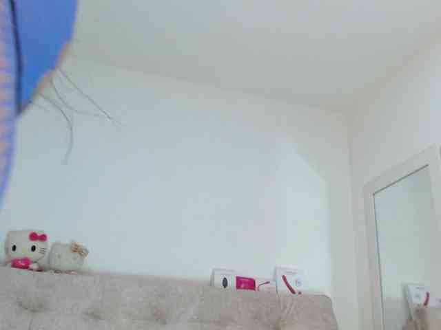 sashacreamy webcam