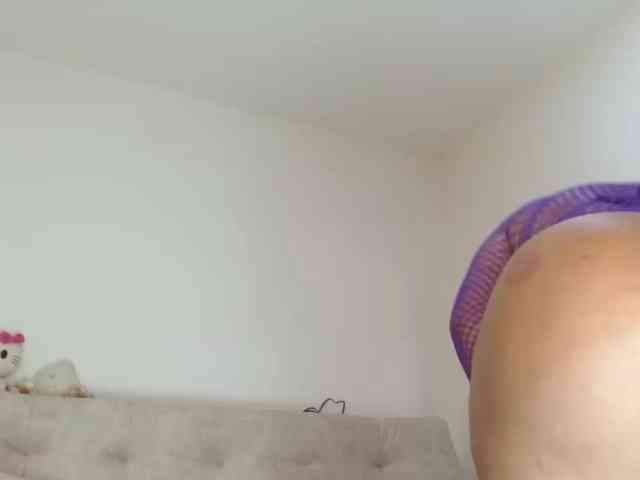 sashacreamy webcam