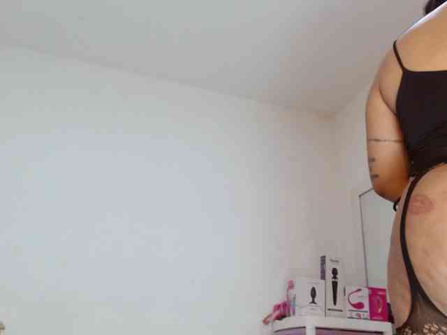 sashacreamy webcam