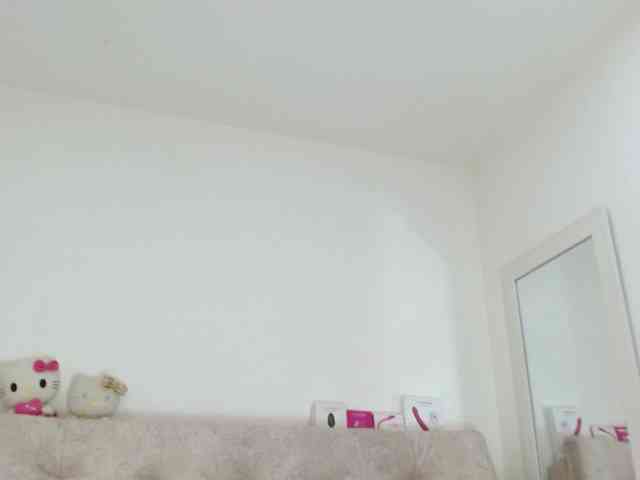 sashacreamy webcam