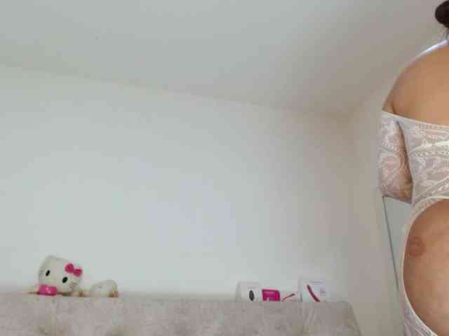 sashacreamy webcam